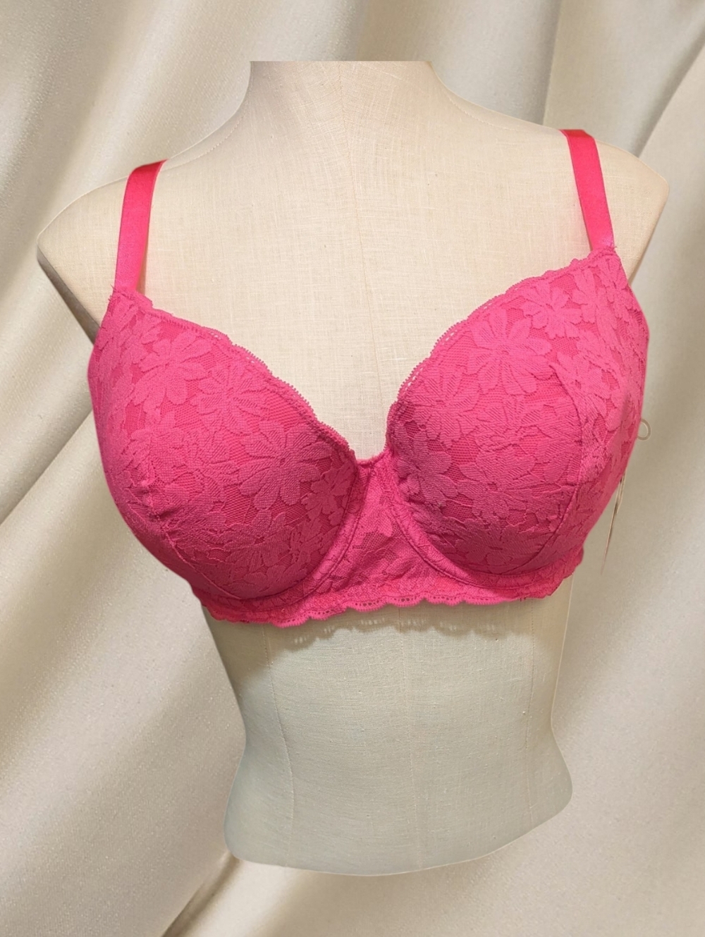 40DD New Bra Comfort Smoot Hot Pink Lace Padded Underwire Eco Cups